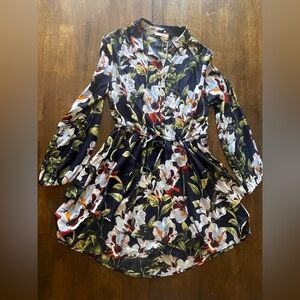 Multicolored long sleeved dress